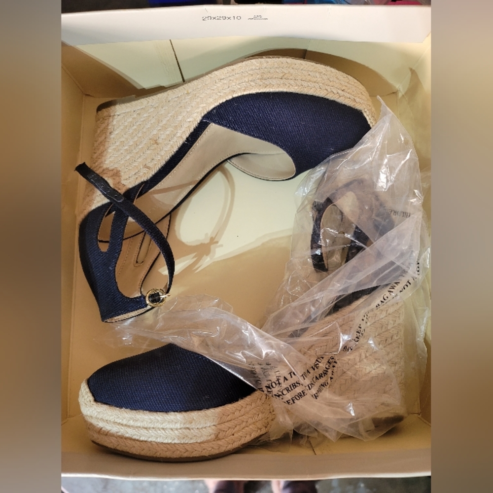 Marc fisher heels